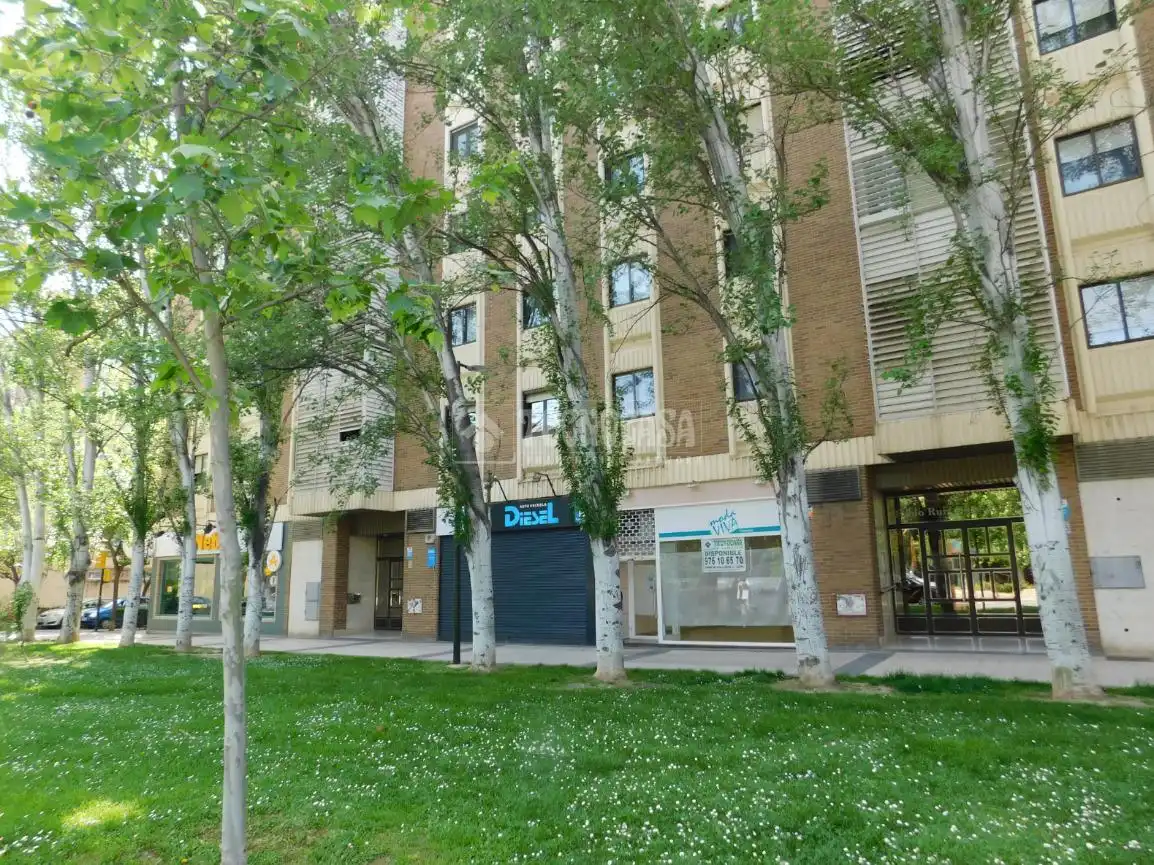 Außenansicht von Geschaftsraum zur Miete in Zaragoza