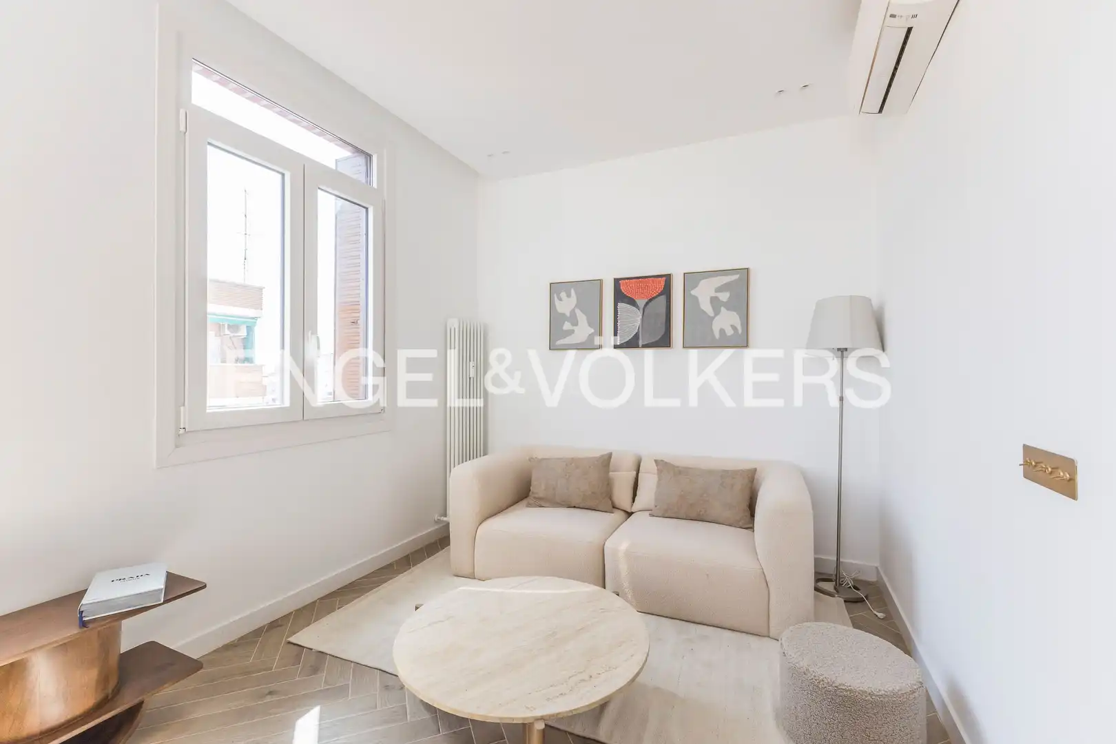 Sala de estar de Ático en venta en Madrid con Aire acondicionado, Calefacción y Terraza