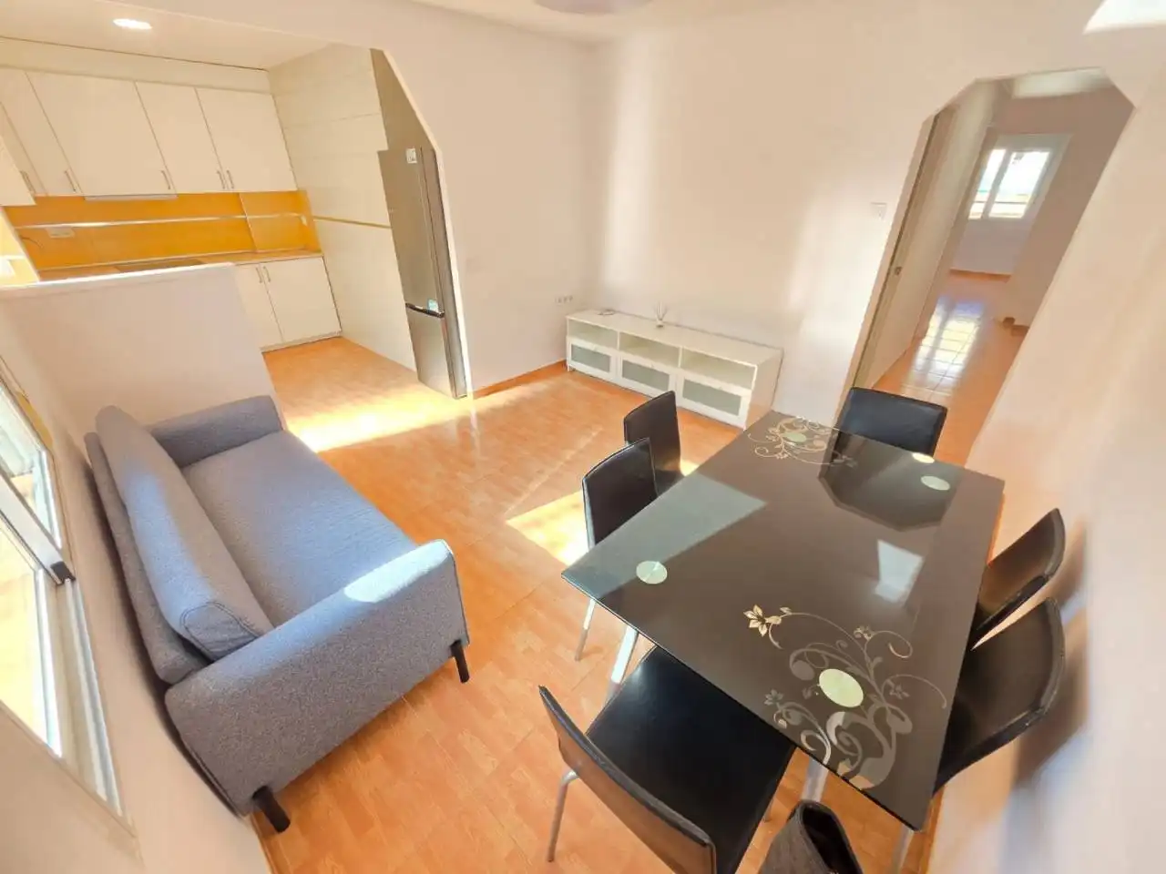 Flat with balcony for sale in Calle Cánovas del Castillo, imagen 4