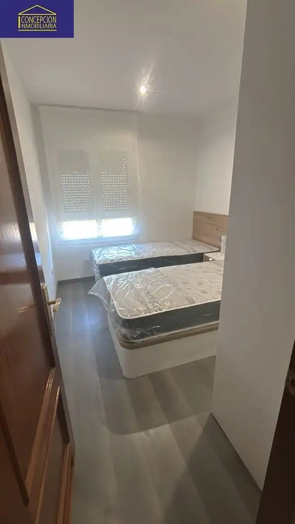 Habitación de Apartamento de alquiler en Córdoba con Aire acondicionado, Calefacción y Parquet