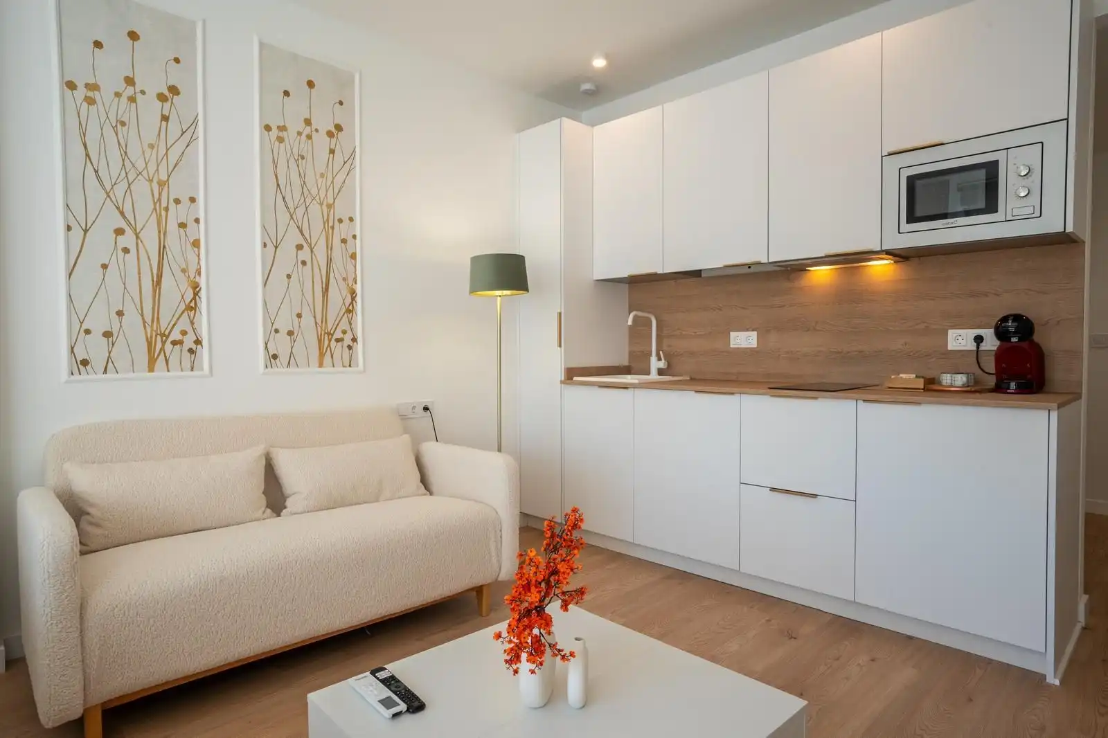 Wohnzimmer von Wohnung zur Miete in Torremolinos mit Klimaanlage, Terrasse und Möbliert