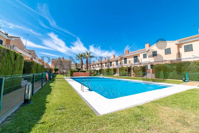 Casa adosada en Venta en Islantilla Costa