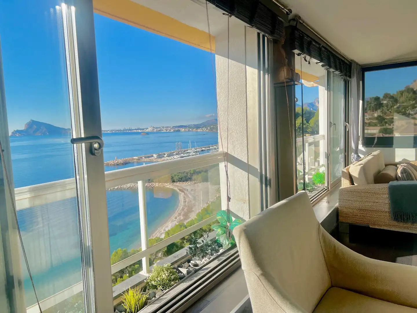 Apartment with pool to rent in Ronda del Atardecer
