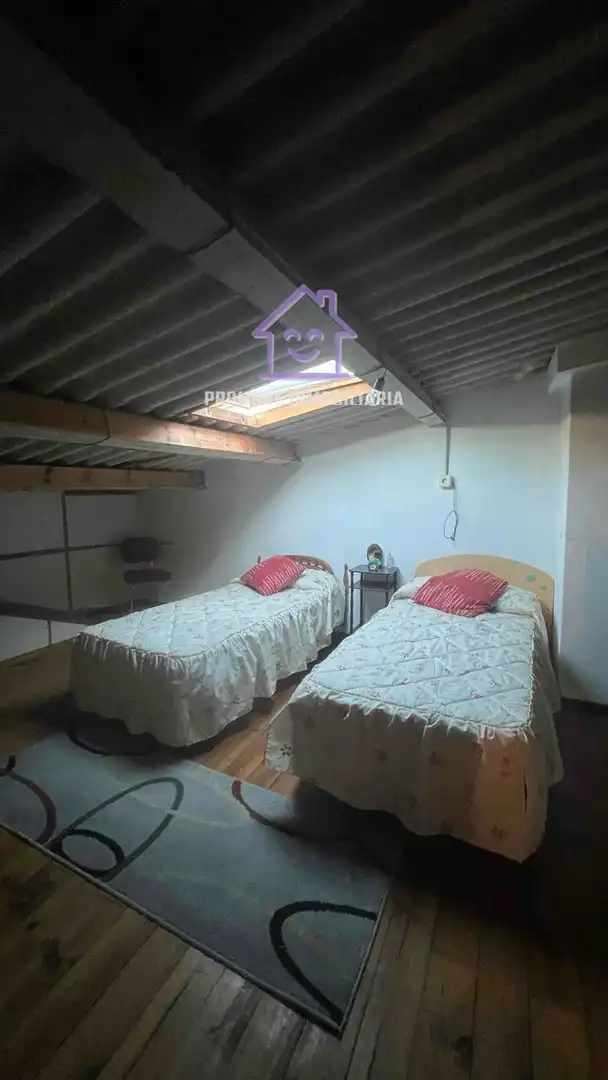 Habitación de Casa o chalet de alquiler en Arteixo con Amueblado