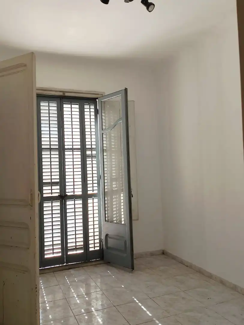 Habitación de Piso en venta en Barcelona con Calefacción, Balcón y Alarma