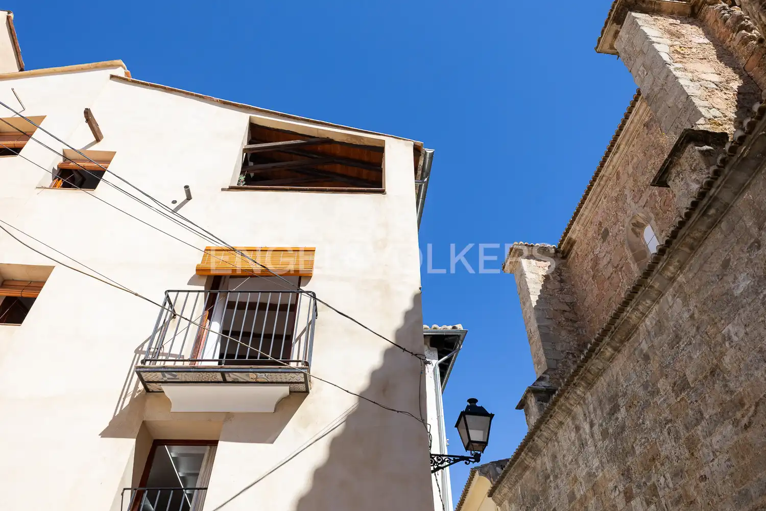 Vista exterior de Casa o xalet en venda en Requena amb Calefacció i Balcó