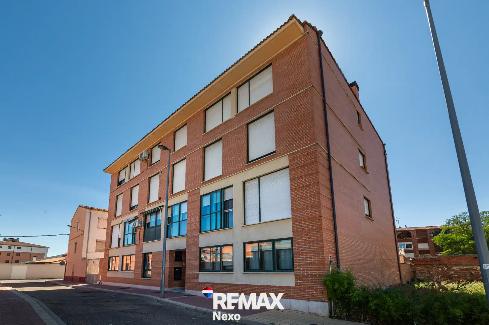 Vista exterior de Piso en venta en Medina del Campo con Calefacción, Trastero y Amueblado