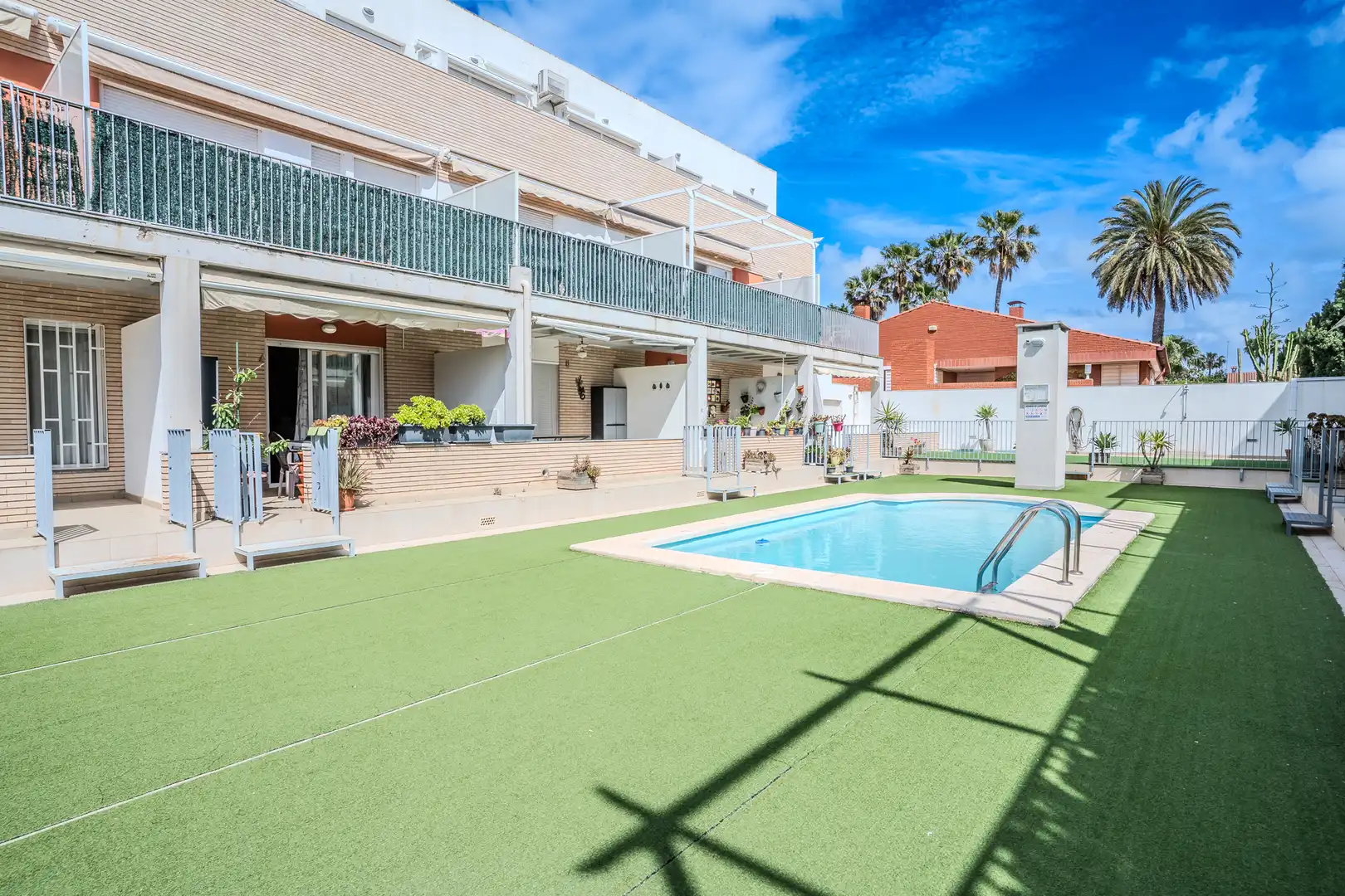 Swimming pool of Duplexes for sale in Benicarló  with Air Conditioner, Terrace and Balcony