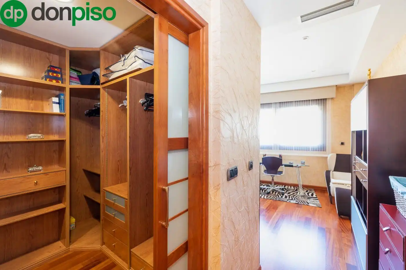 Houses for sale in Granada  with Air Conditioner, Heating and Terrace