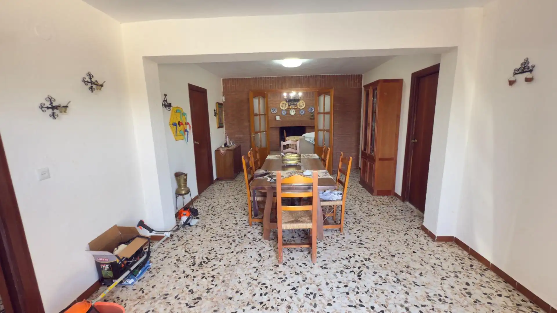 Menjador de Finca rústica en venda en Gibraleón amb Aire condicionat, Jardí privat i Terrassa