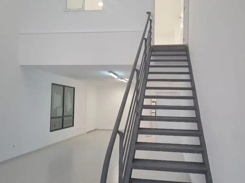 Local en venta en San Jorge / Sant Jordi con Terraza y Alarma