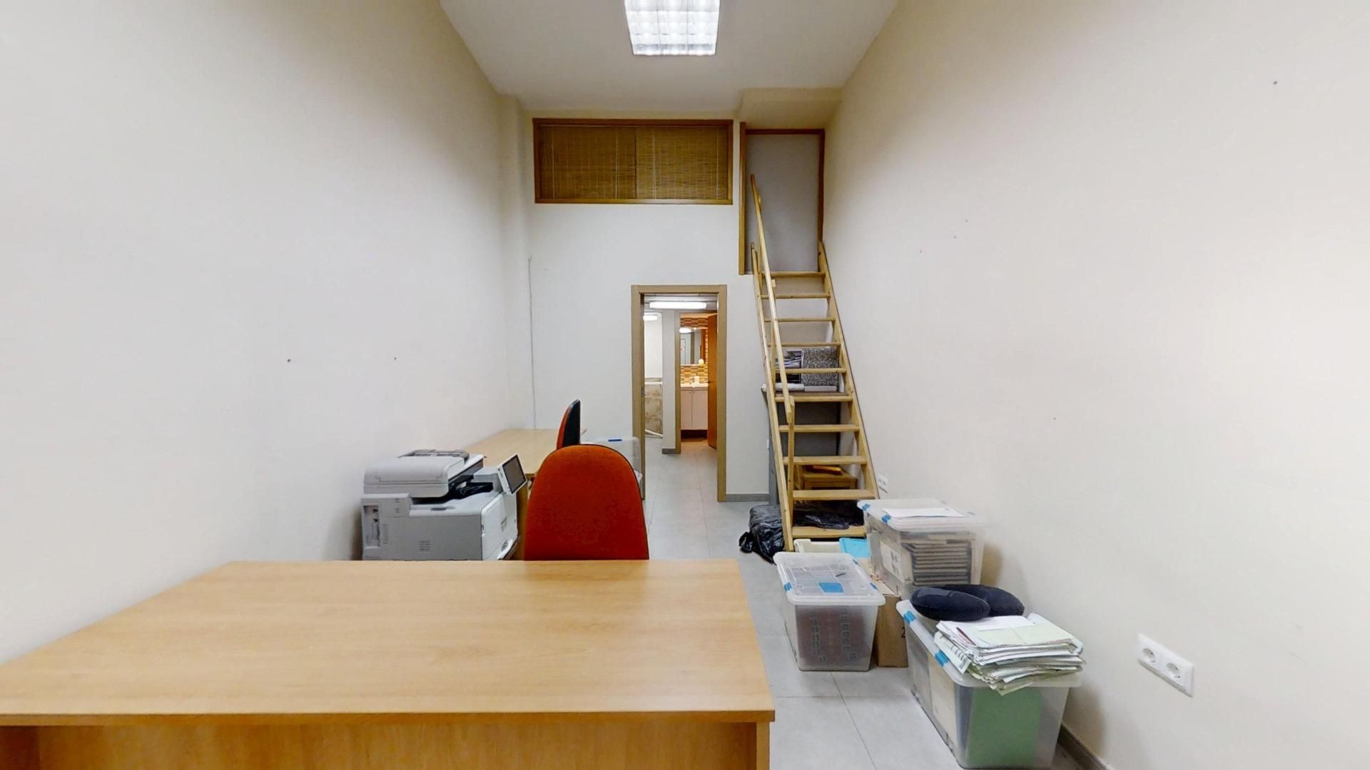 Office for sale in Málaga Capital  with Air Conditioner