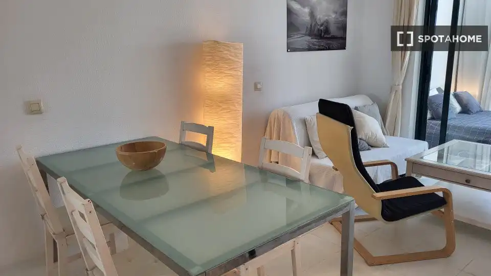 Comedor de Apartamento para compartir en Teguise con Aire acondicionado, Terraza y Amueblado