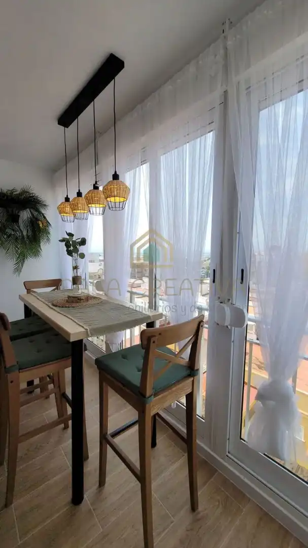 Comedor de Estudio en venta en Sueca con Aire acondicionado, Calefacción y Amueblado