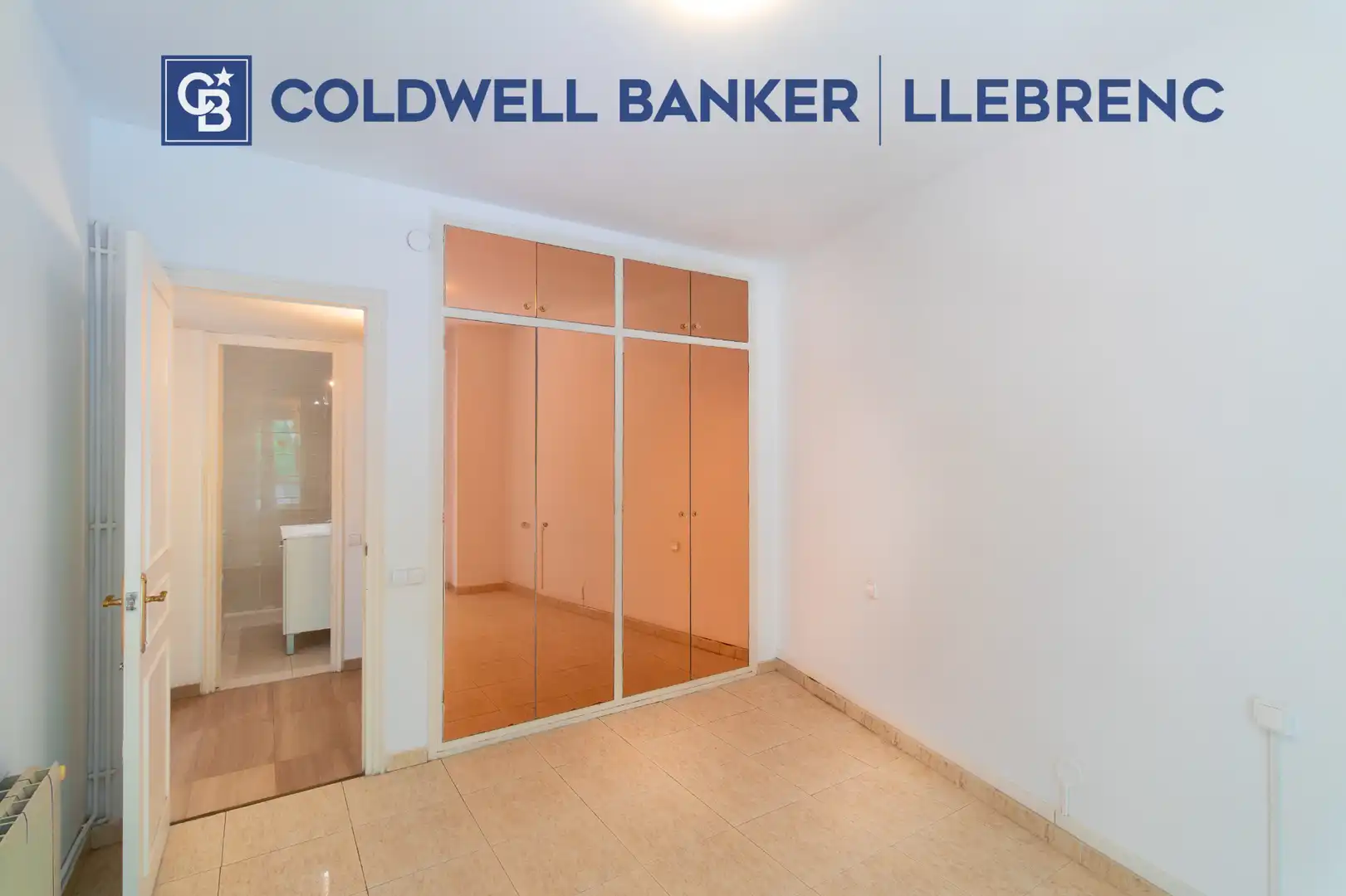 Parking of Flat for sale in Barcelona  with Air Conditioner, Heating and Parquet flooring