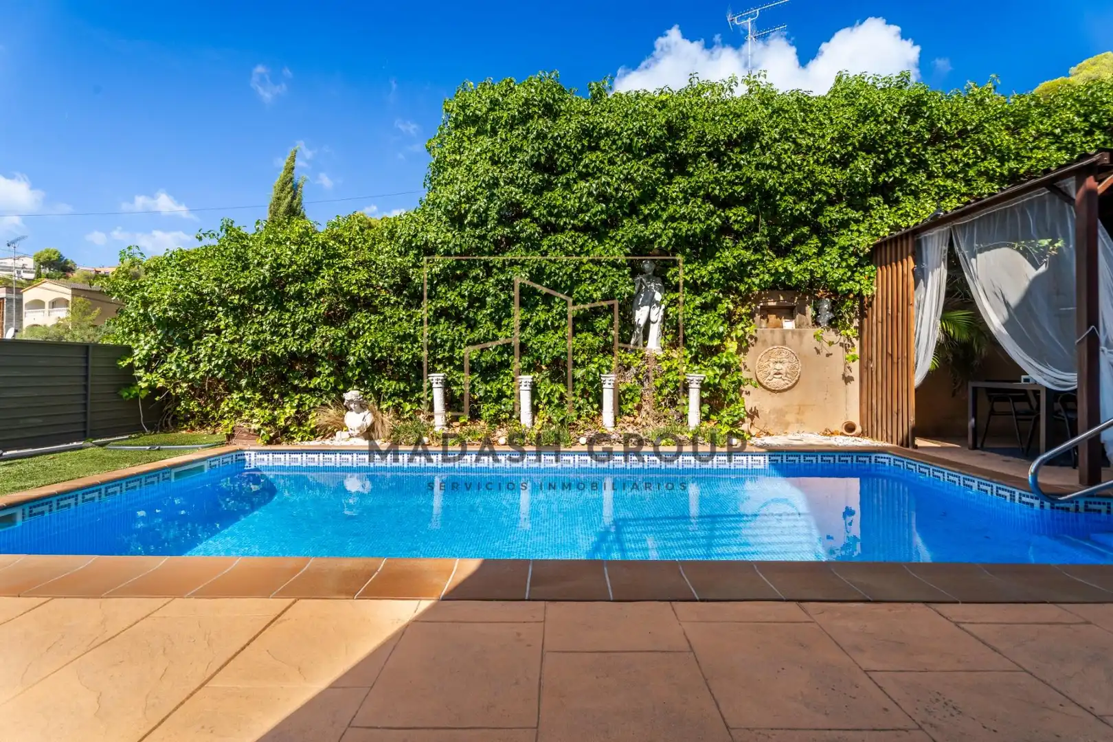 Chalet con piscina en venta en Carrer VIA LACTIA, imagen 64