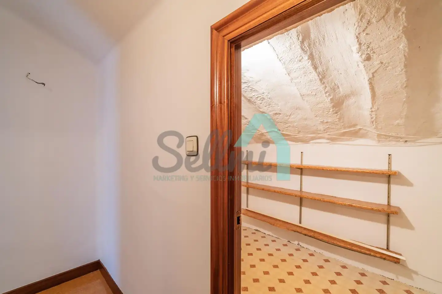 Flat for rent in De Gloria Fuertes, Masip