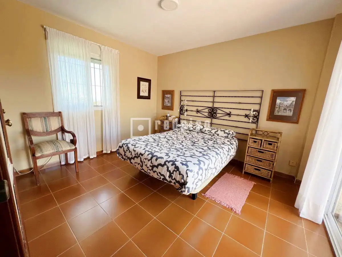 Habitación de Casa o chalet en venta en Vélez-Málaga