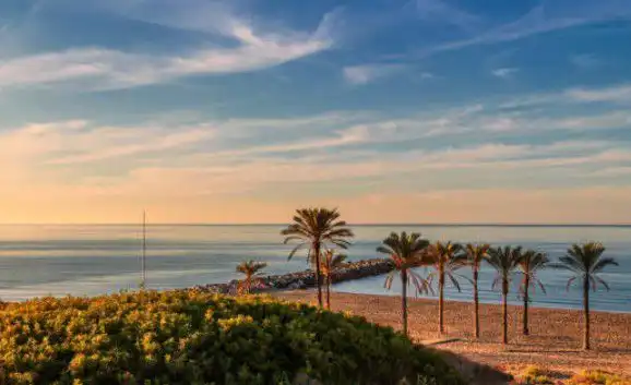 Vista exterior de Apartament en venda en Marbella amb Aire condicionat, Calefacció i Terrassa