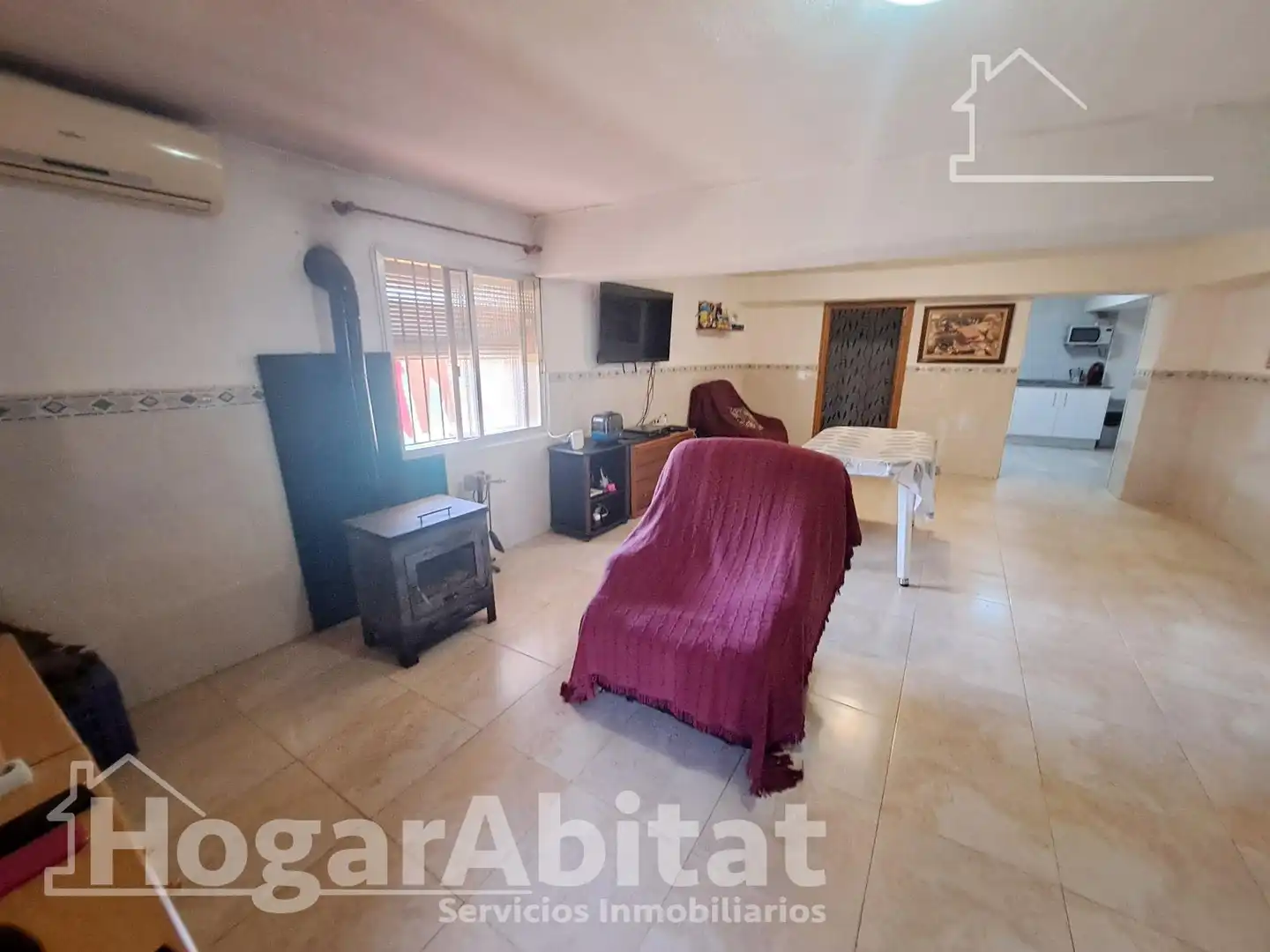 Sala d'estar de Casa o xalet en venda en L'Alcora amb Calefacció, Jardí privat i Terrassa