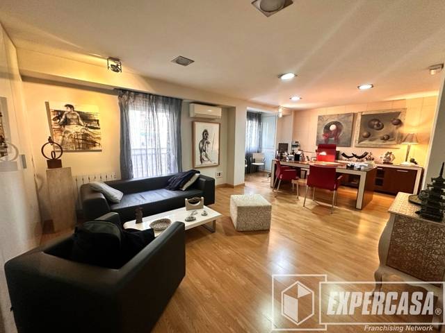 Piso en Venta en Calle ESCULTOR JOSE CAPUZ, 43 en Mont-Olivet