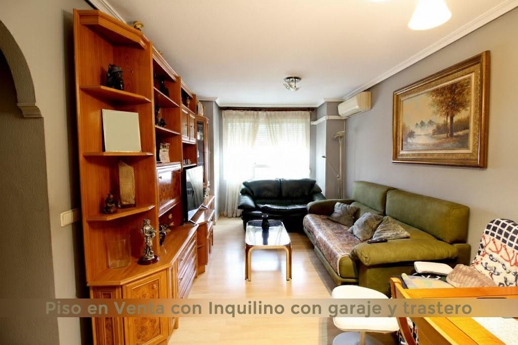 Flat for sale in Calle POETA MANUEL MARTINEZ, El Vallejo