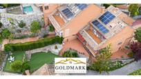 Vista exterior de Casa adosada en venda en Corbera de Llobregat amb Aire condicionat i Terrassa