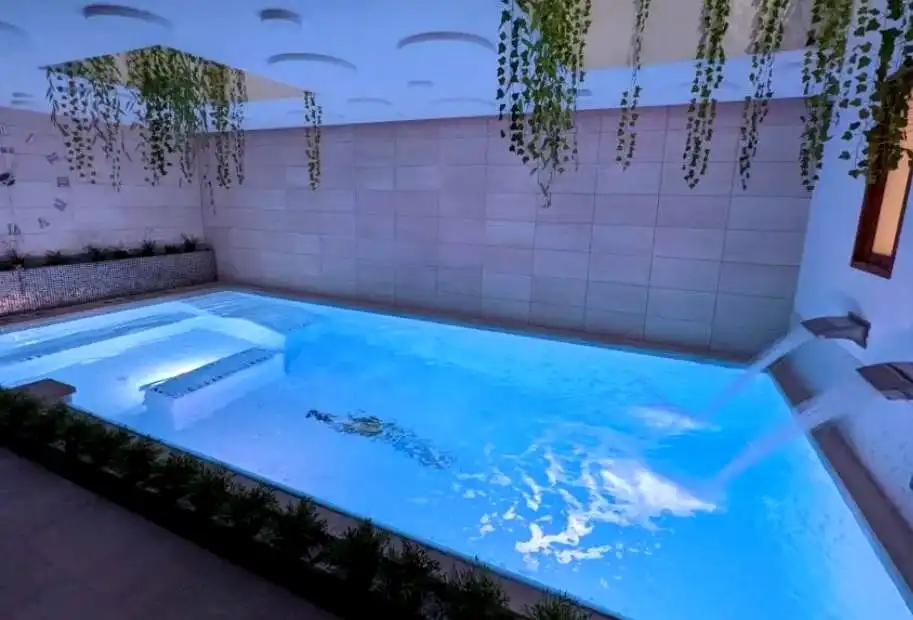 Piscina de Dúplex en venda en La Garriga amb Calefacció, Parquet i Terrassa