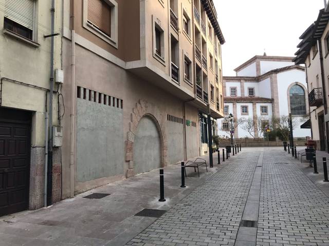 Local comercial en Alquiler en Cangas de Onís
