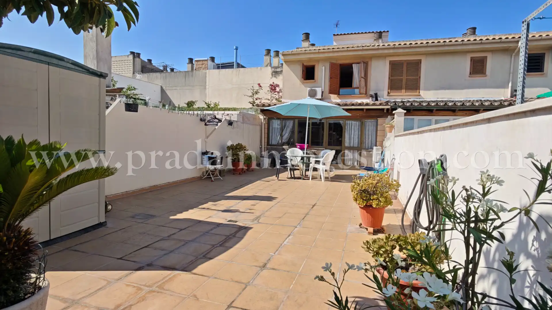 Terrassa de Casa adosada en venda en  Palma de Mallorca amb Aire condicionat, Calefacció i Jardí privat
