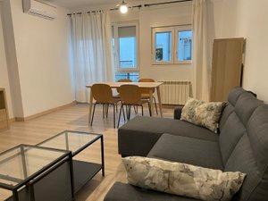 Sala d'estar de Pis de lloguer en Badajoz Capital amb Aire condicionat, Calefacció i Parquet
