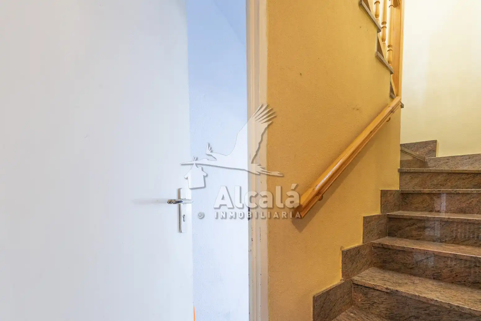 Casa adosada en venta en Azuqueca de Henares con Aire acondicionado, Calefacción y Piscina