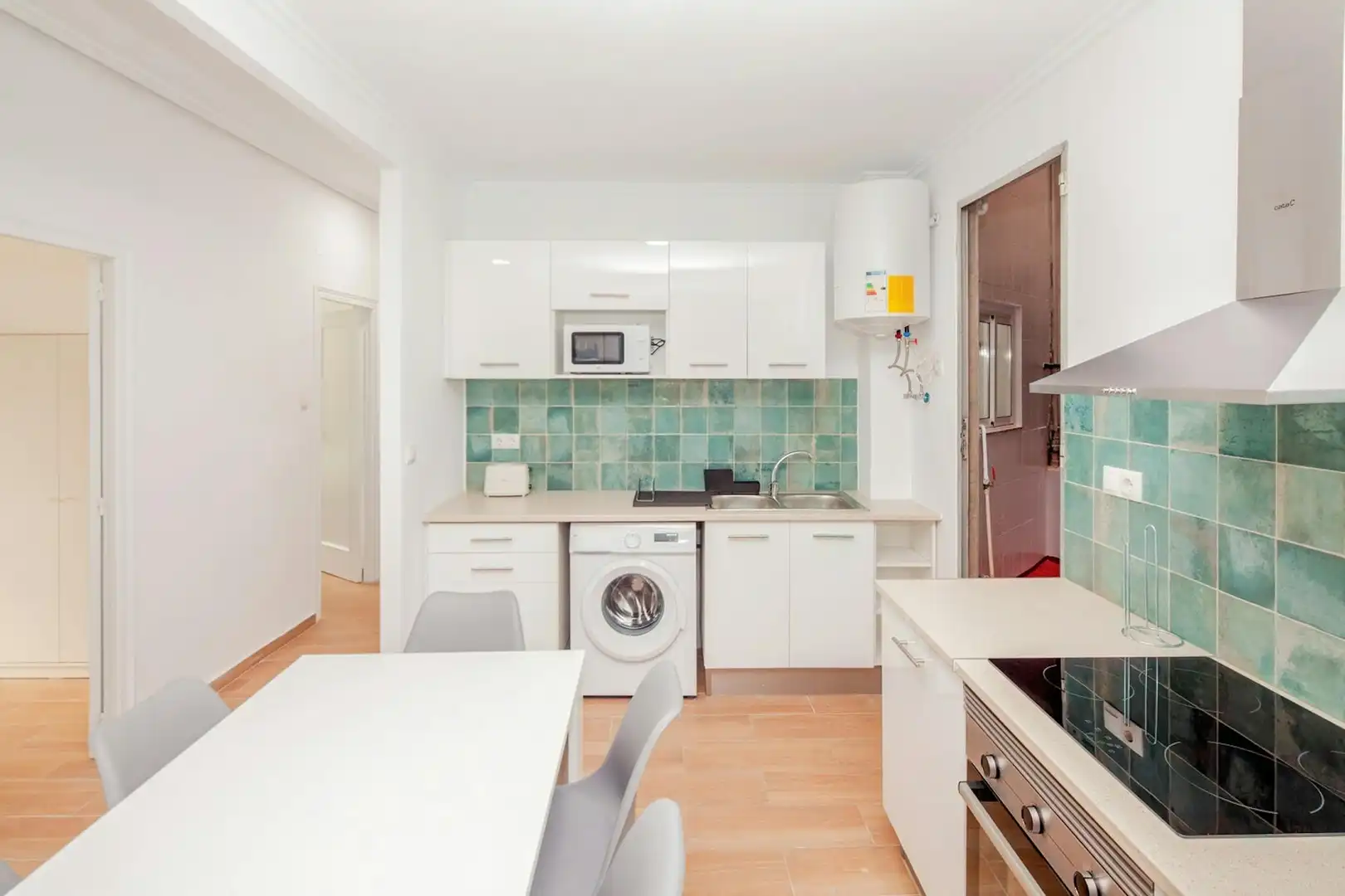 Cocina de Piso para compartir en Valencia con Amueblado, Lavadora y TV