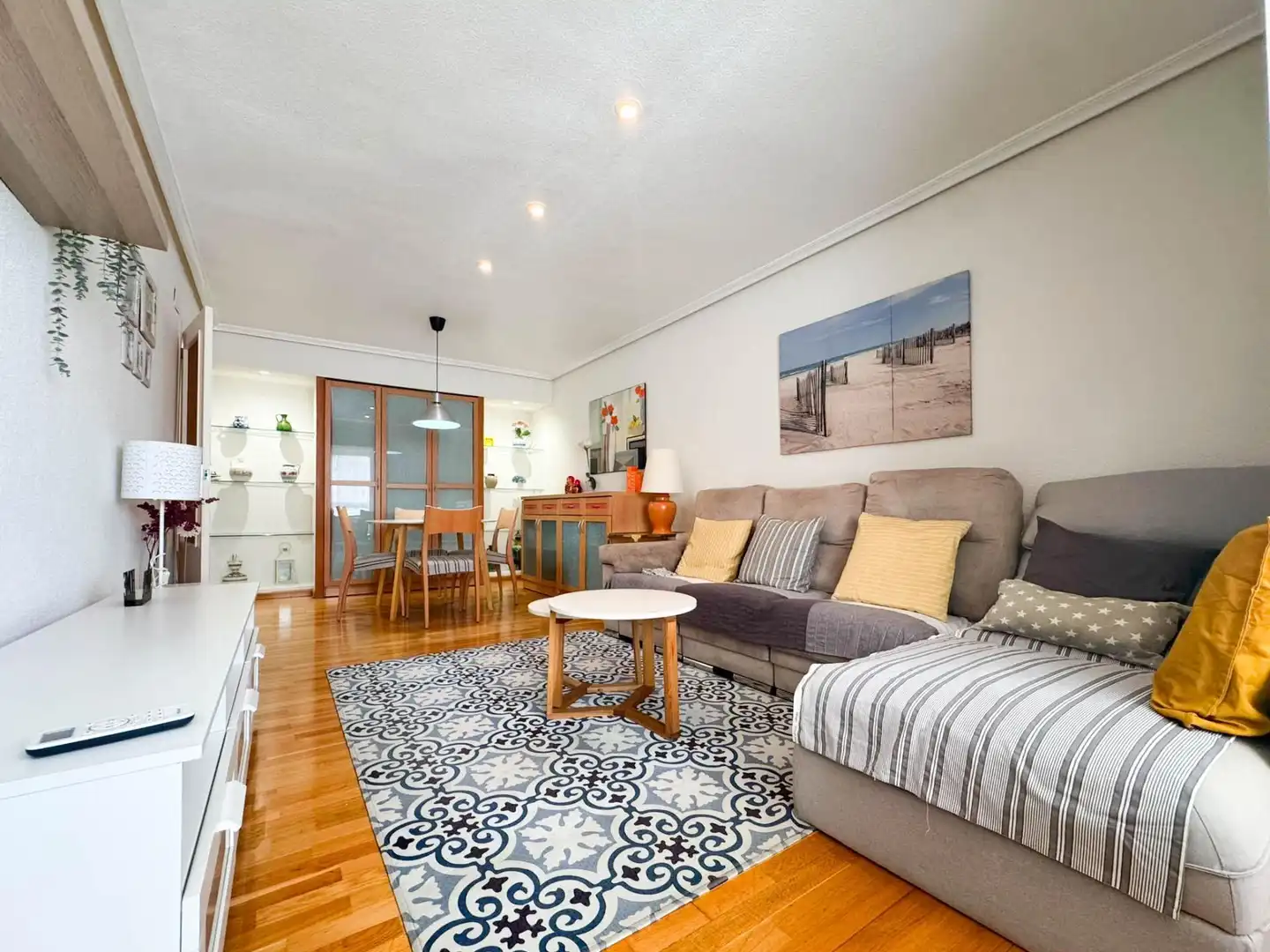 Wohnzimmer von Wohnung zur Miete in Elche / Elx mit Klimaanlage, Heizung und Parkett
