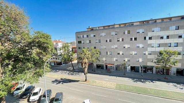 Piso en Venta en Carrer de L'Hospitalet de Llobregat en Pla de Bon Aire