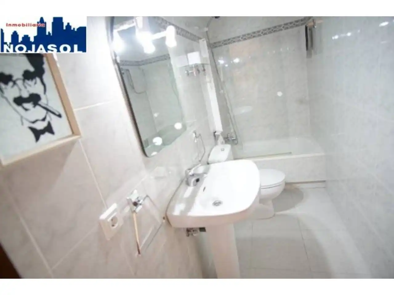 Badezimmer von Dachboden zur Miete in Noja mit Heizung, Terrasse und Möbliert