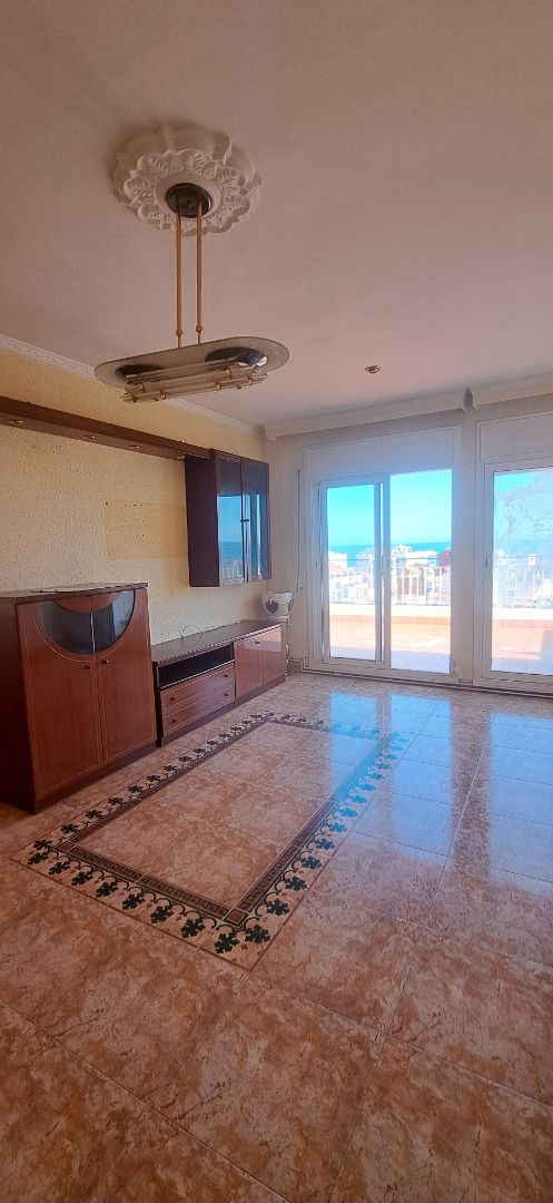 Sala d'estar de Àtic en venda en Lloret de Mar amb Calefacció, Terrassa i Forn
