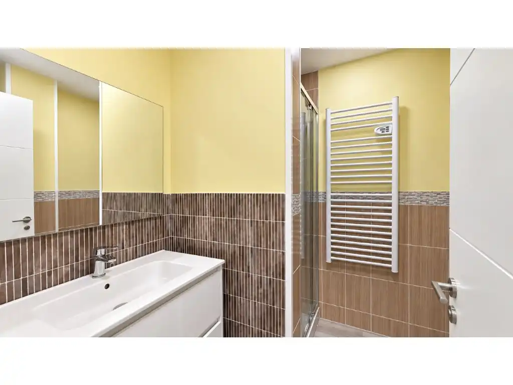 Studio with lift for sale in Carrer del Delta-Muga, imagen 11