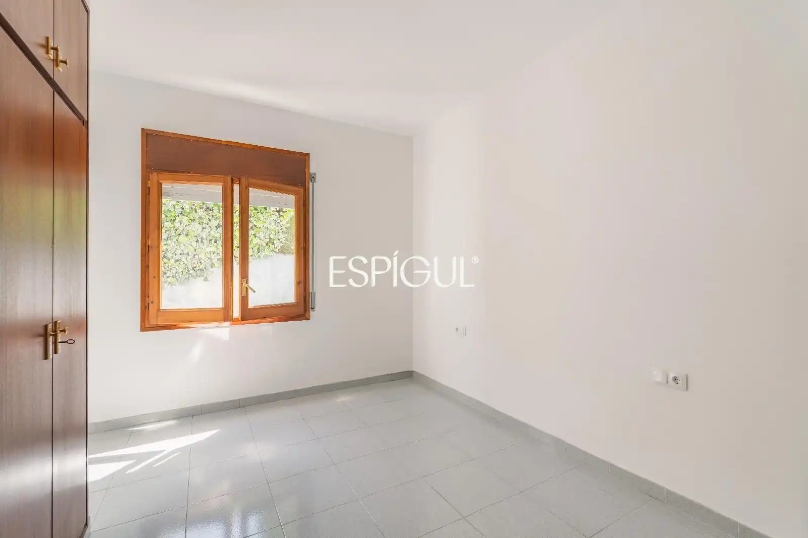 Dormitori de Casa o xalet en venda en Girona amb Aire condicionat, Calefacció i Traster