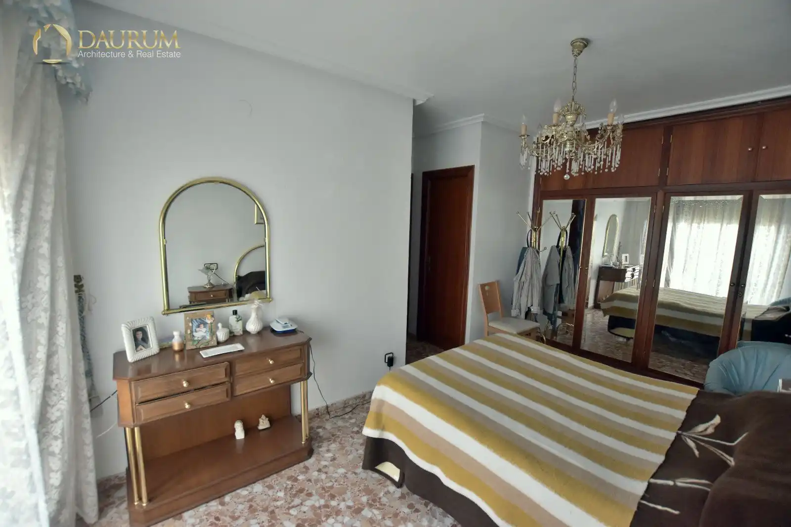 Habitación de Casa o chalet en venta en Elda con Calefacción