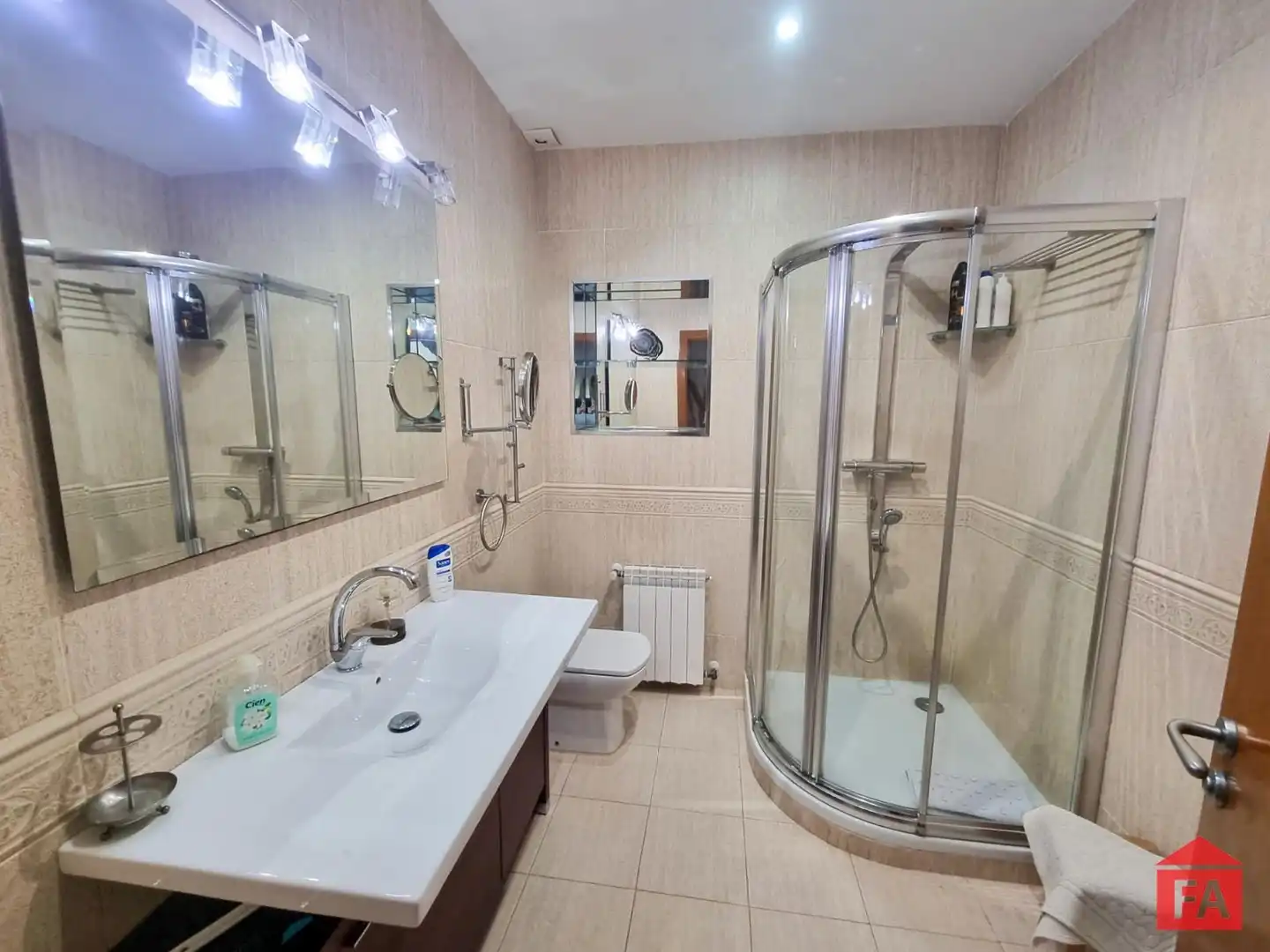 Baño de Casa o chalet en venta en Calafell con Aire acondicionado, Calefacción y Terraza