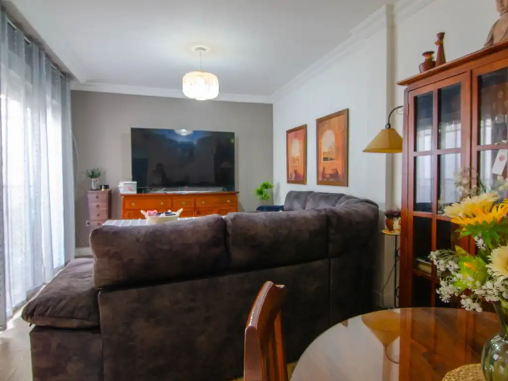 Sala d'estar de Casa o xalet en venda en San José de la Rinconada