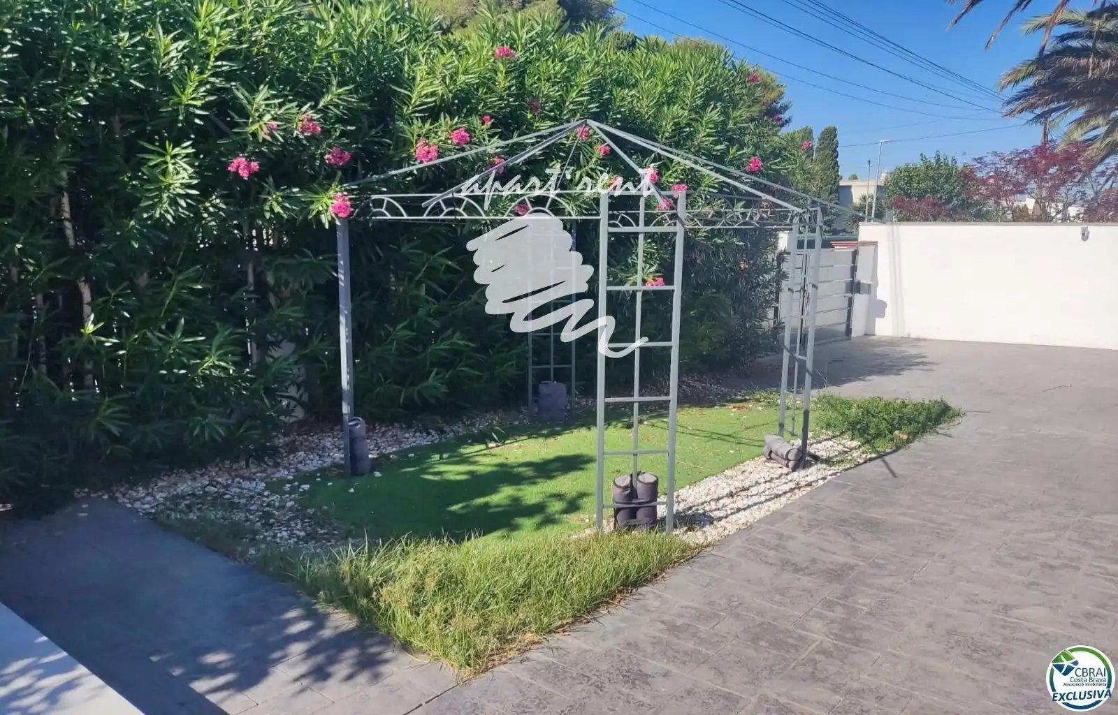 Casa con terraza en venta en Peni, imagen 3