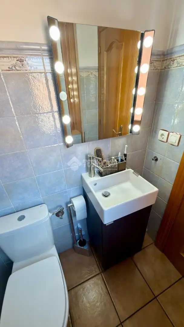Bathroom of Flat for sale in Zaragoza  with Air Conditioner, Heating and Parquet flooring