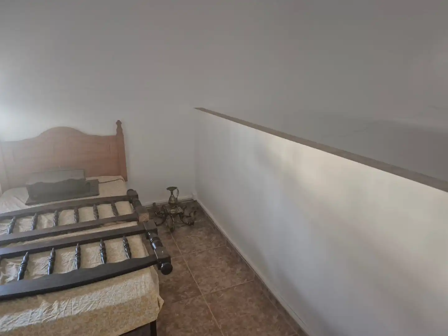 Casa adosada en venda en Minglanilla amb Traster