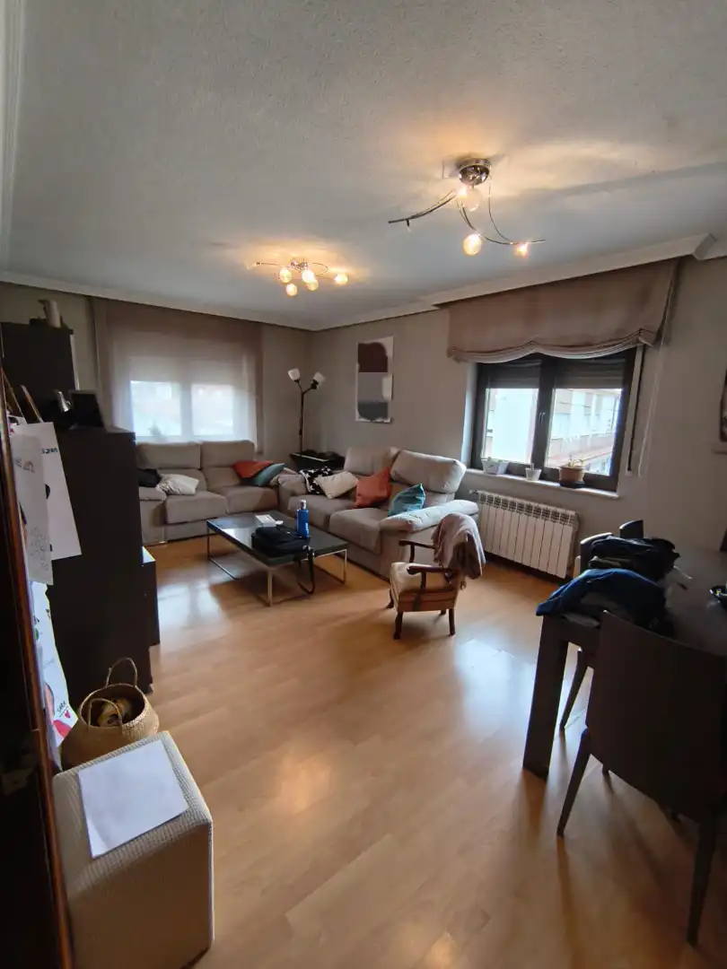 Sala d'estar de Casa o xalet en venda en Navales