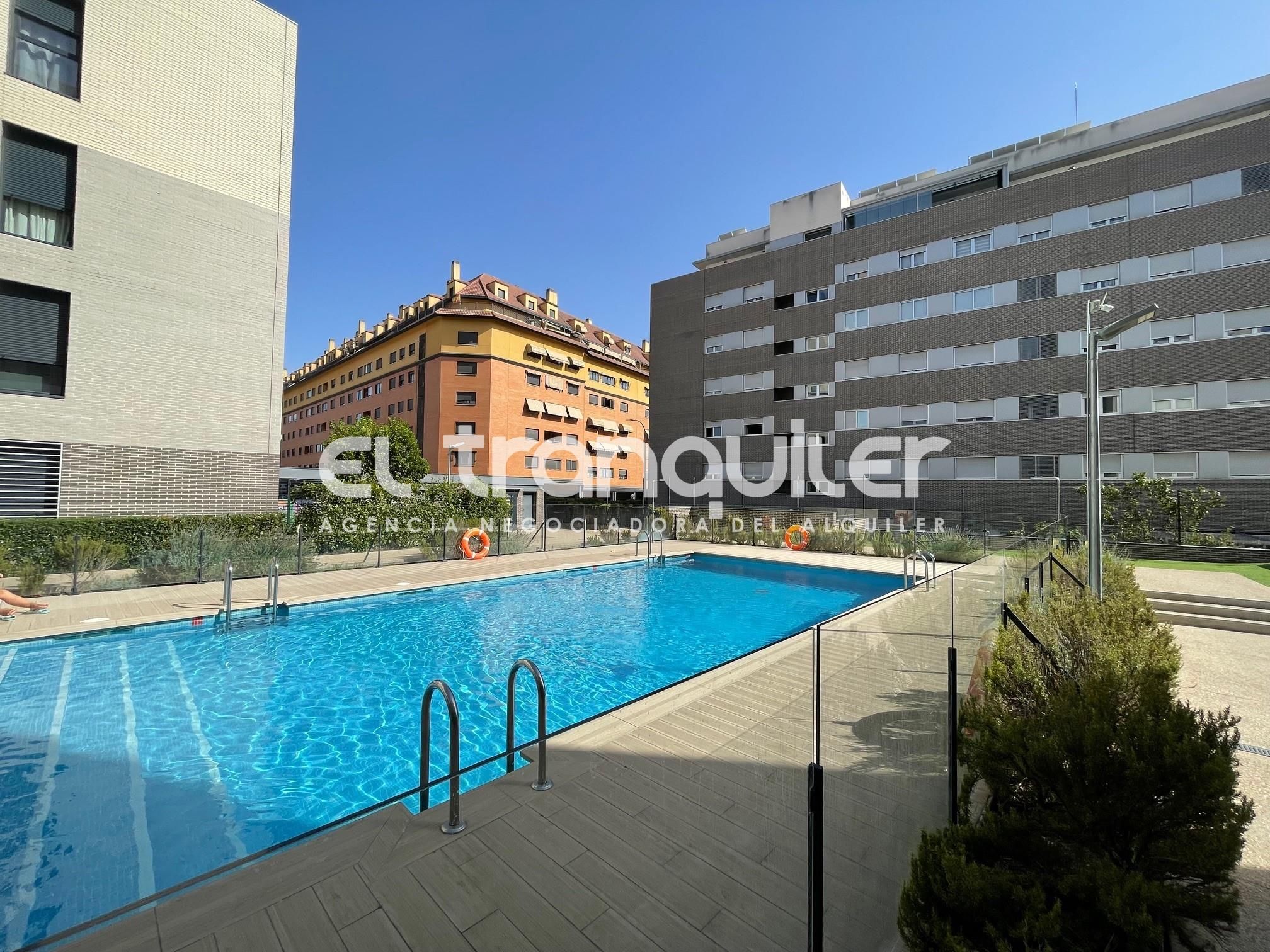 Swimming pool of Flat to rent in Alcalá de Henares  with Air Conditioner, Private garden and Terrace
