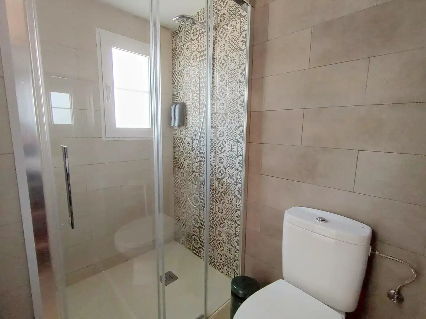 Bathroom of Houses for sale in Deltebre