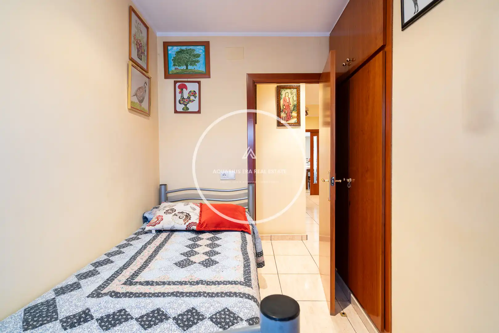 Habitación de Piso en venta en Torelló con Calefacción, Terraza y Amueblado