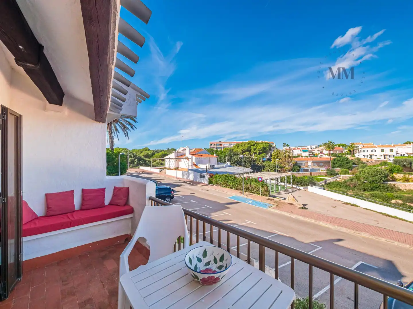 Außenansicht von Maisonette zum Verkauf in Es Castell mit Klimaanlage, Terrasse und Balkon